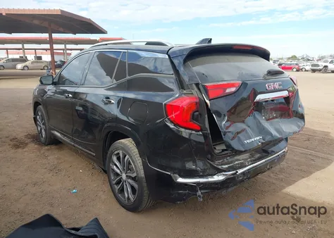 2018 GMC Terrain Denali z USA, uszkodzony, nr VIN 3GKALSEX8JL193326